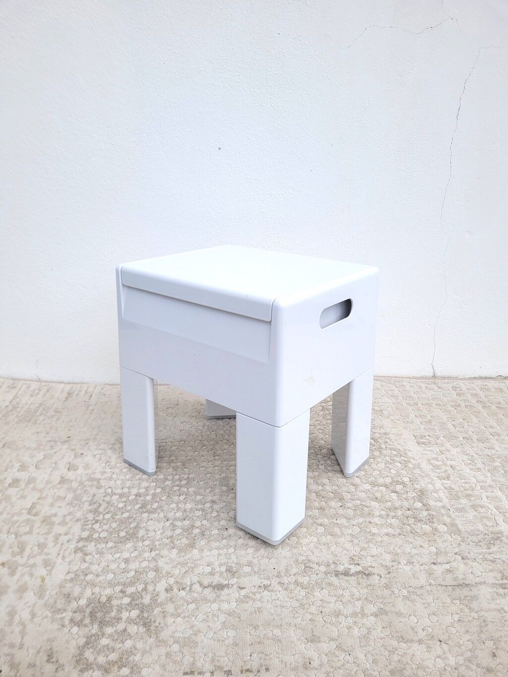 Storage stool Gedy by Olaf von Bohr