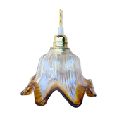 Suspension forms tulip in Murano glass has coppery edge.