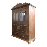 Buffet haut vitré sculpté avec 1 tablette et 2 tiroirs