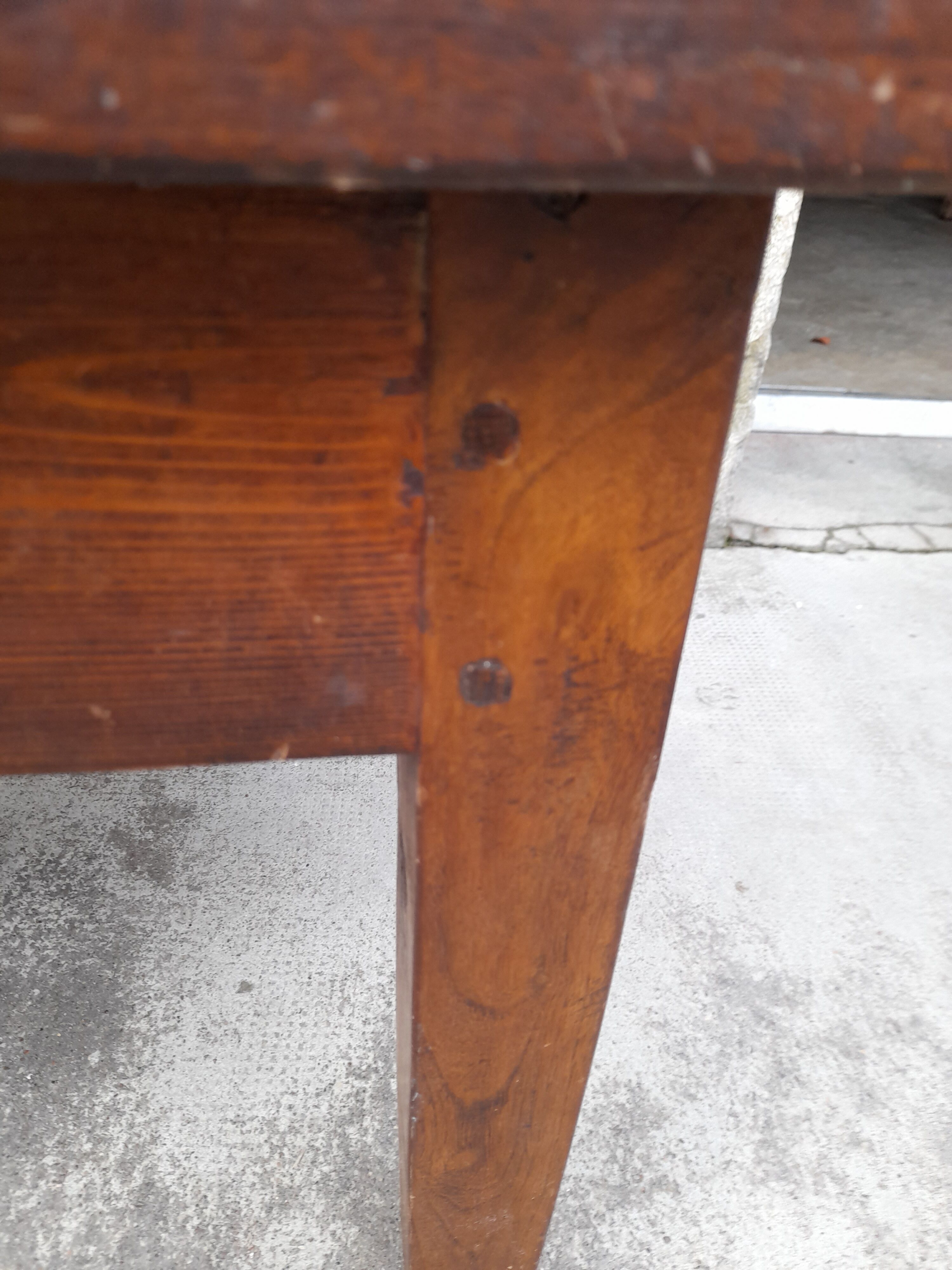 Table basse de ferme rustique 1900 en Fruitier
