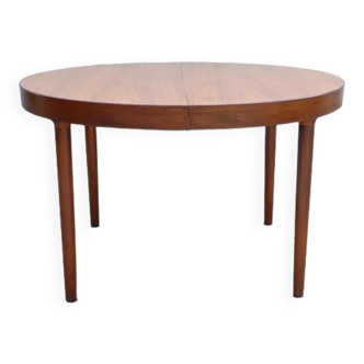 Harry Ostergaard for Randers Mobelfabrik round Danish extendable teak table 1960