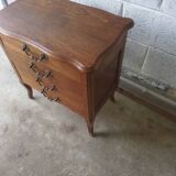 Commode rustique en bois brut