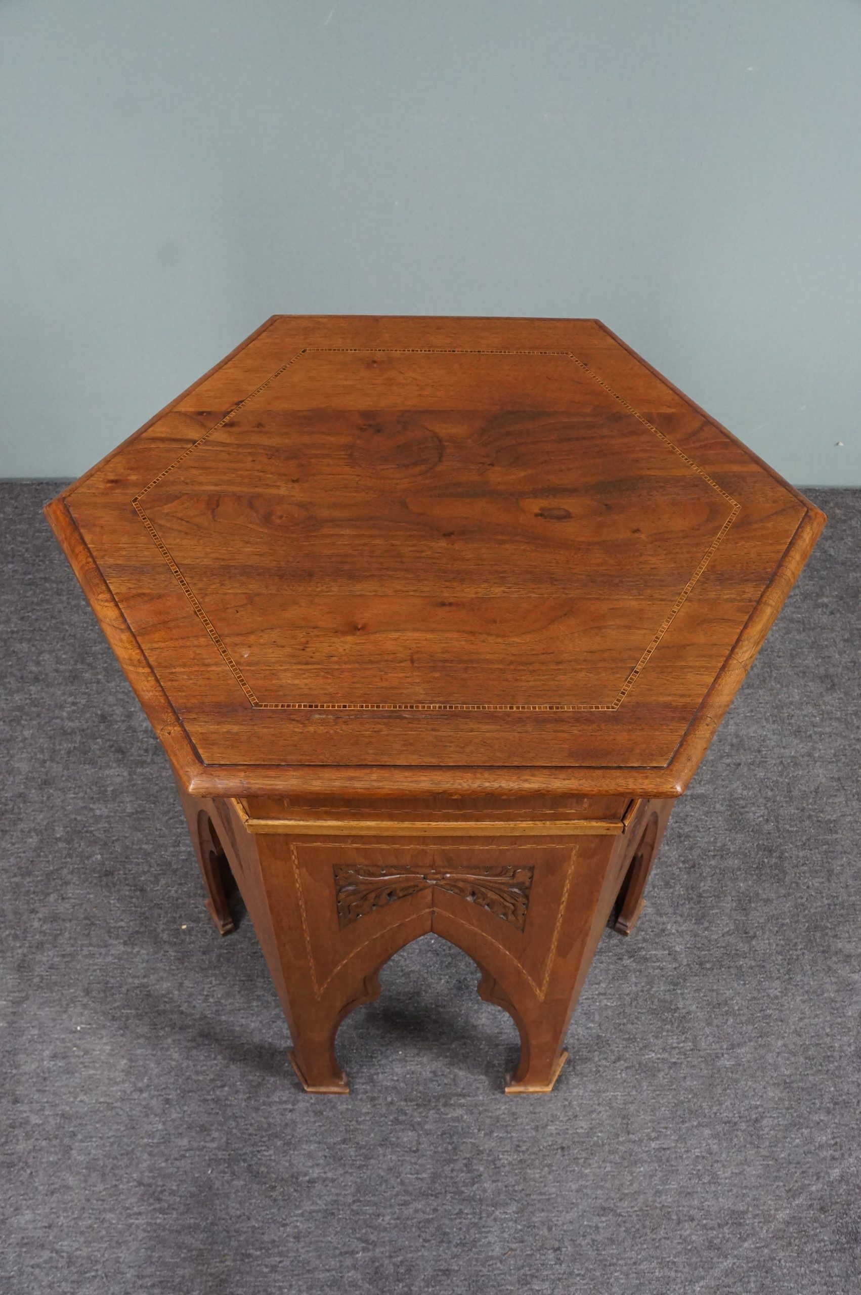 6-sided side side table in Jugendstil Art Nouveau style
