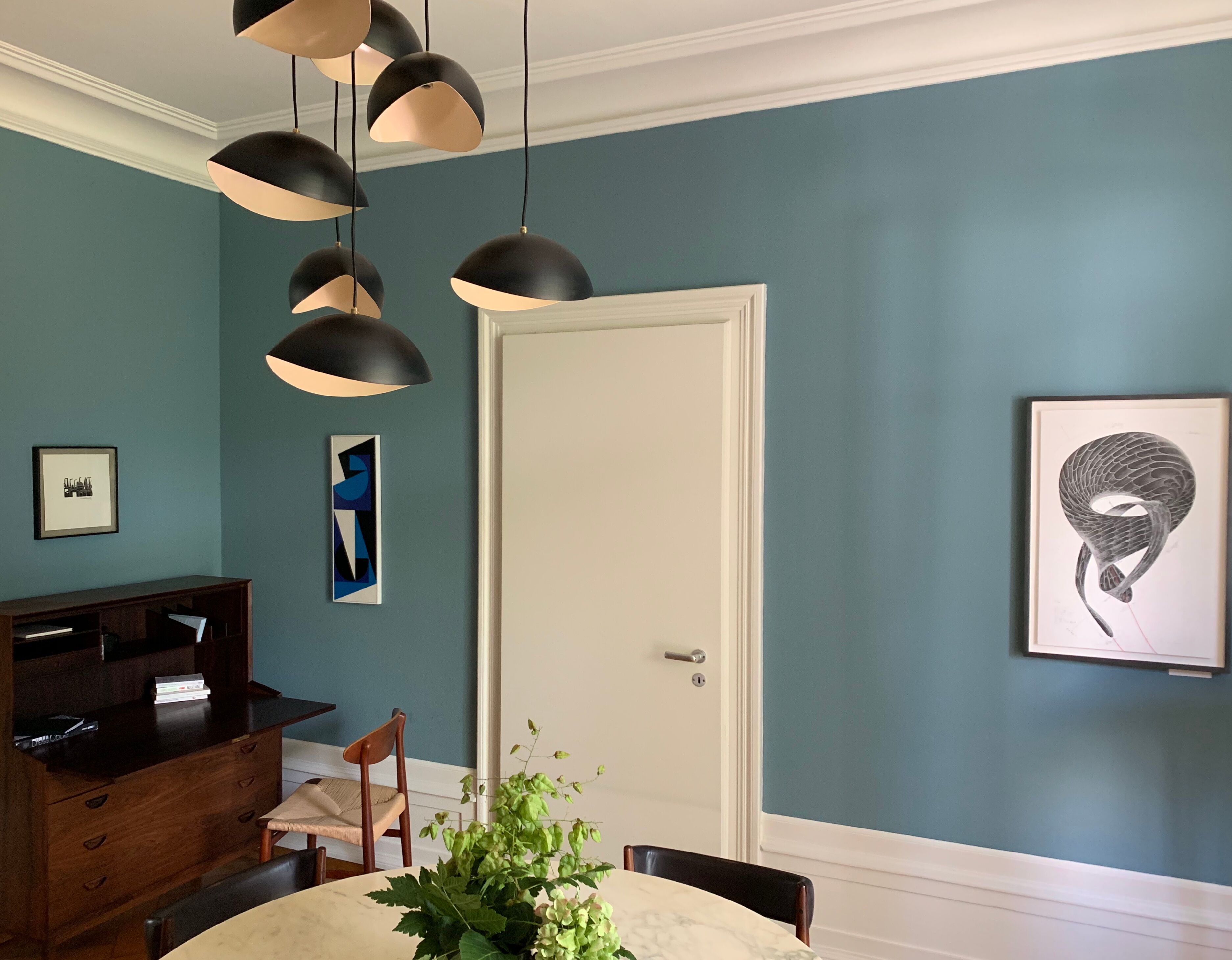 Recent hanging lamp in the style of the 50s