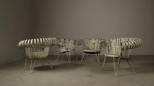 Ensemble de 4 chaises de jardin en fer forgé françaises, années 1950.