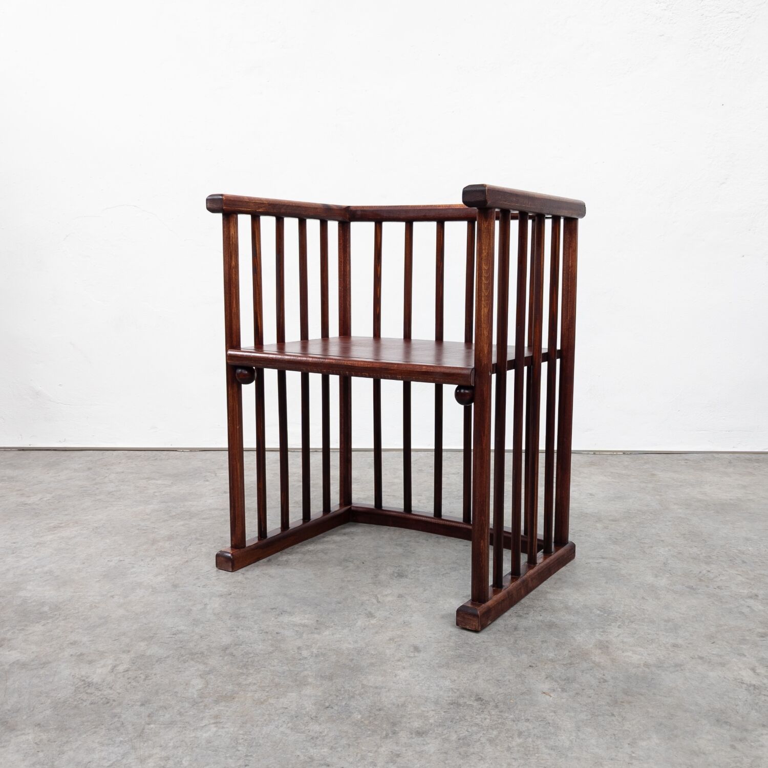 Fauteuil tonneau vintage, Tchécoslovaquie 1990