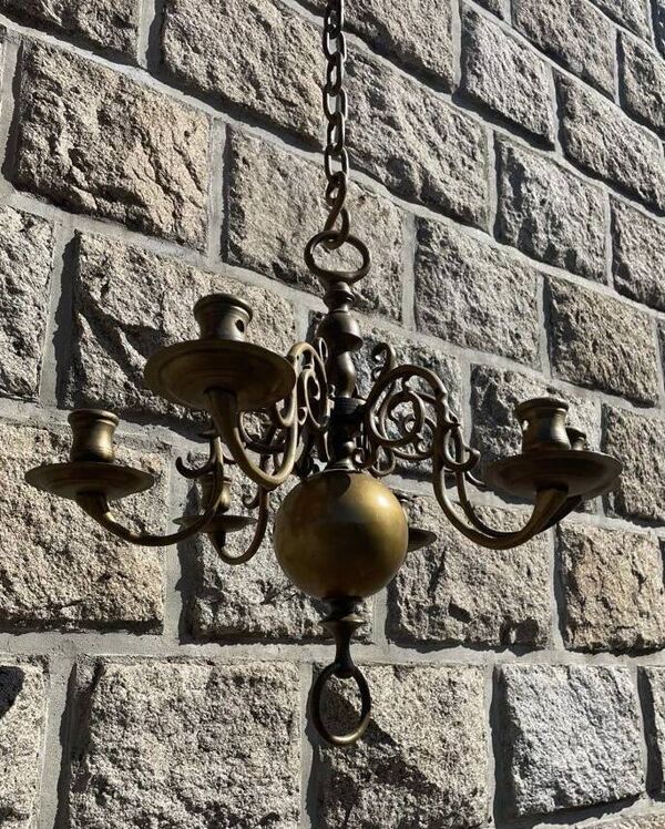 Bougeoirs lustre de très belle qualité. De Style Hollandais