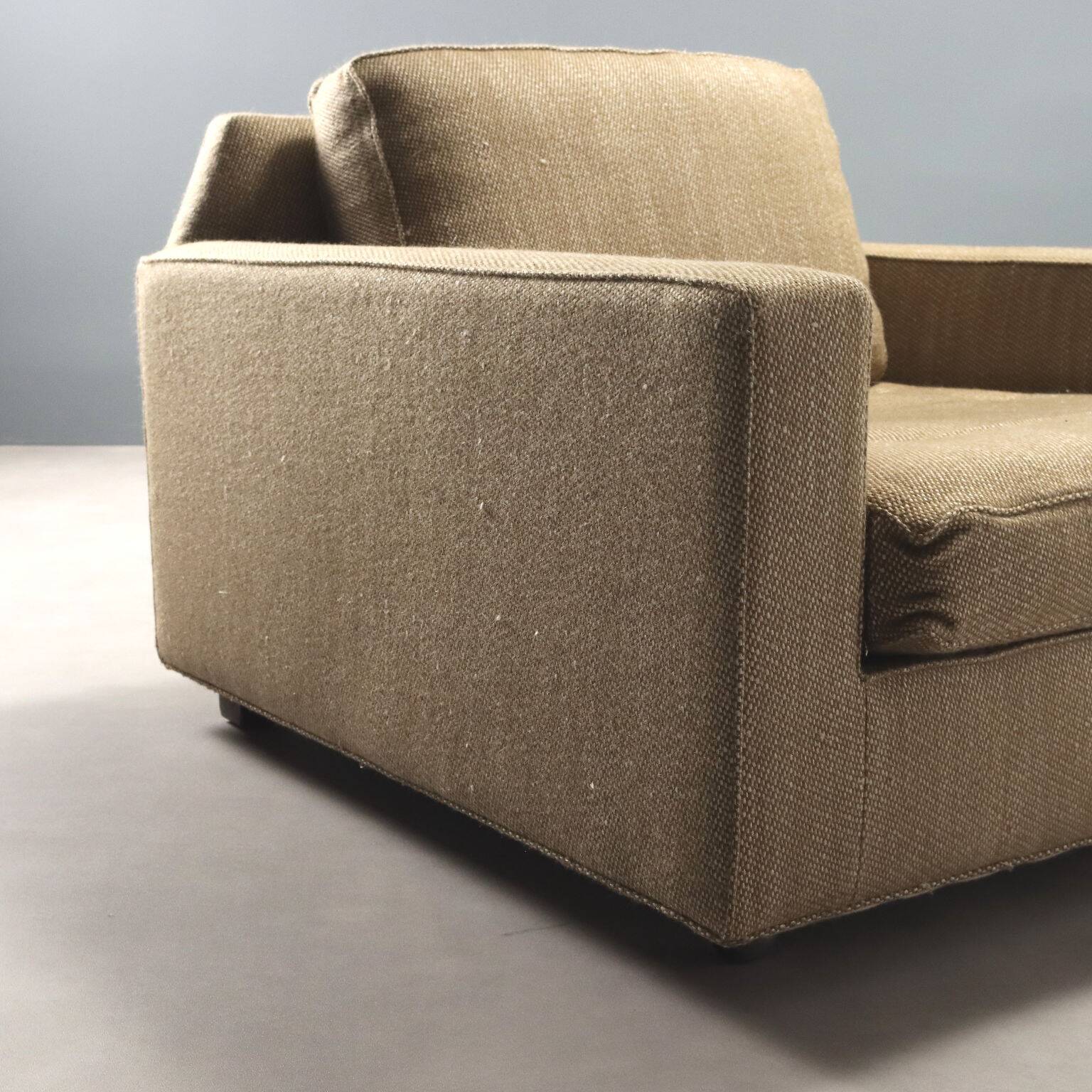 Paire de fauteuils des années 1960