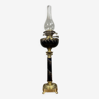 Lampe a pétrole époque Napoléon III en porcelaine circa 1880