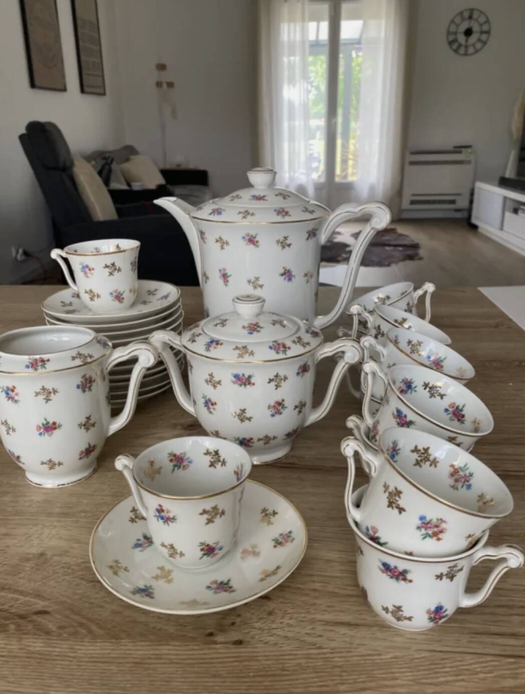 Raynaud porcelain tea service 27 pieces