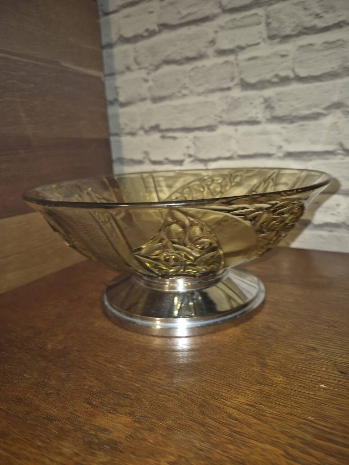 Art Deco fruit bowl in yellow molded glass