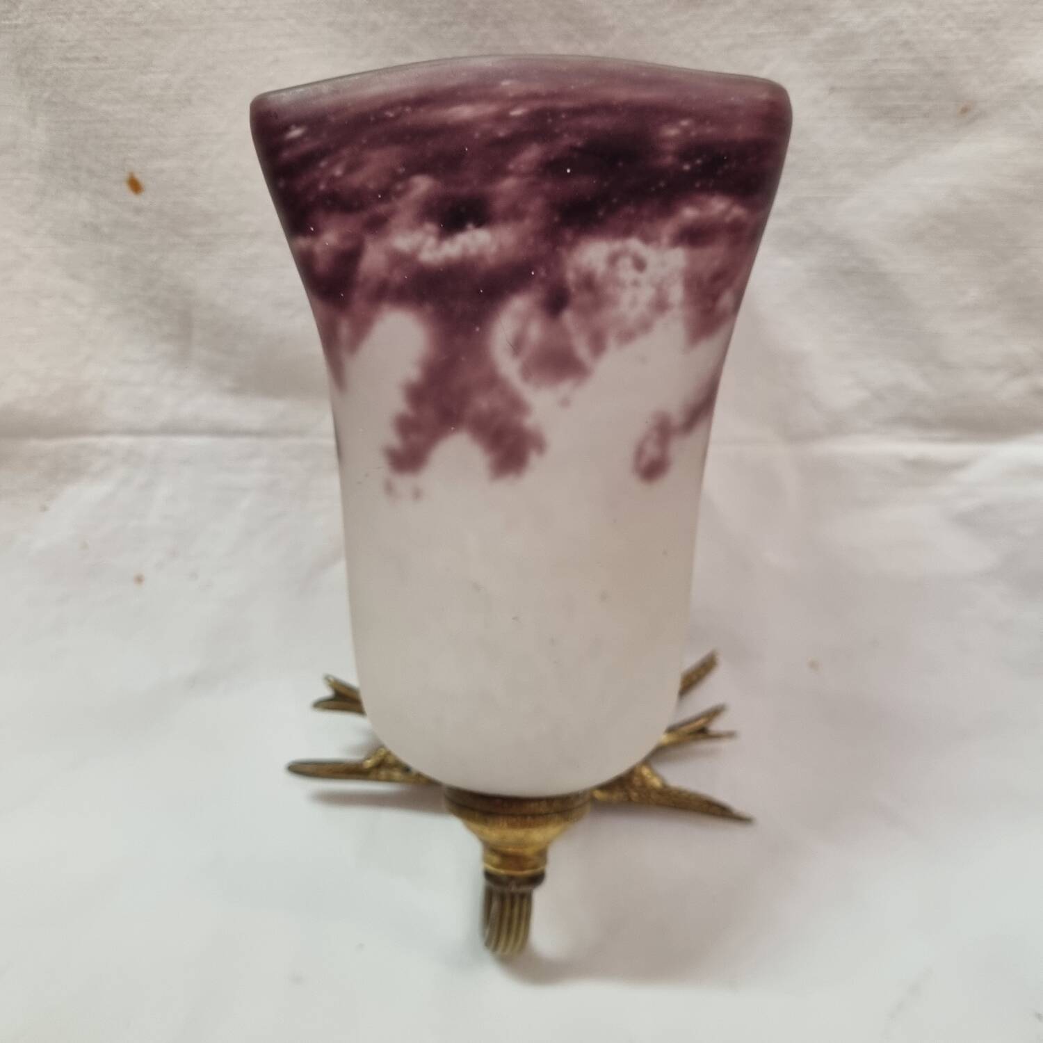 Glass paste wall light, bronze swallows