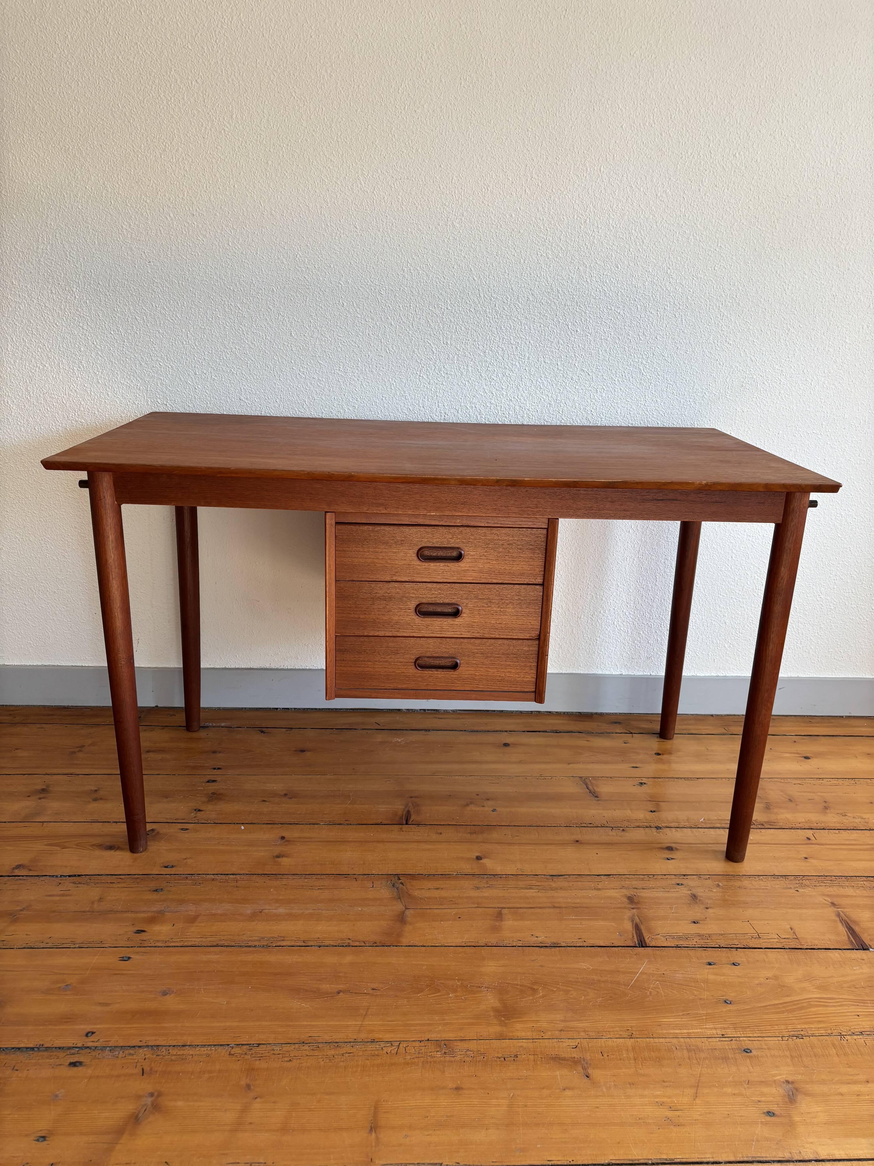 Teak desk by Arne Vodder, 1960 vintage.