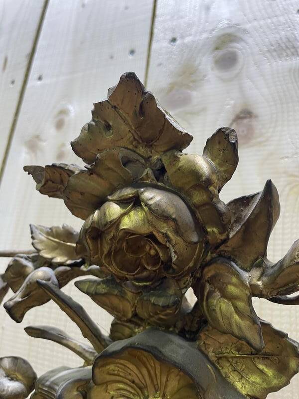 Miroir époque Napoléon III à fronton  à la feuille d'or