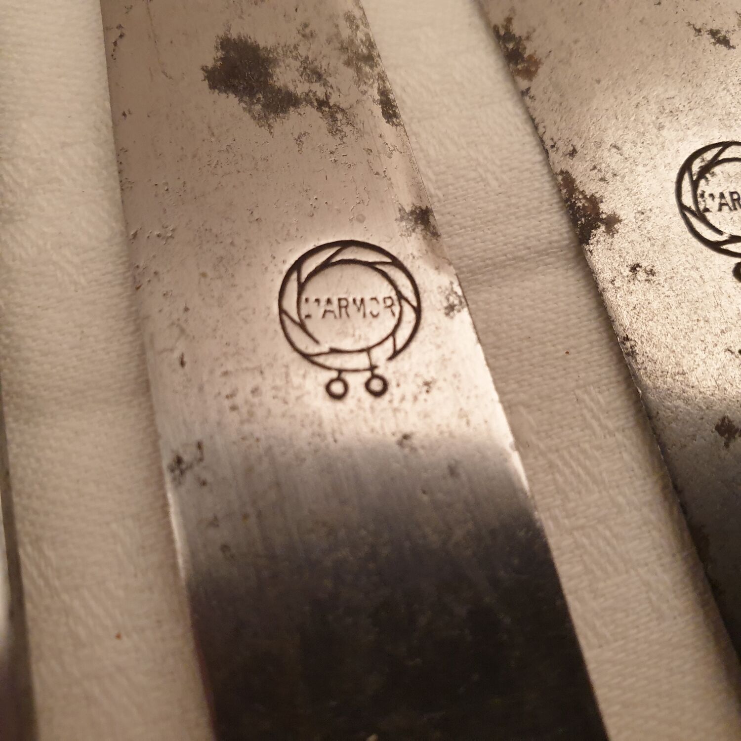 12 antique horn handle knives