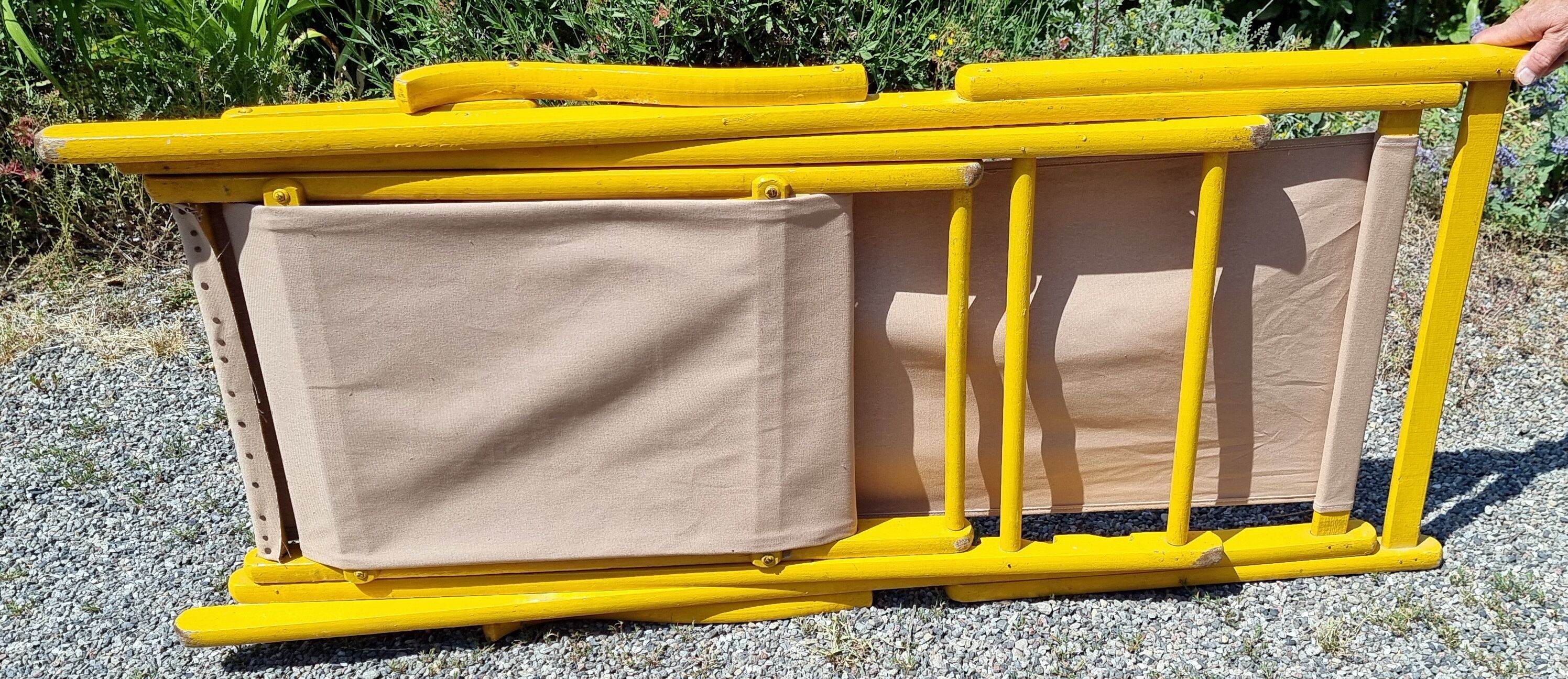 Chilean transat with footrest