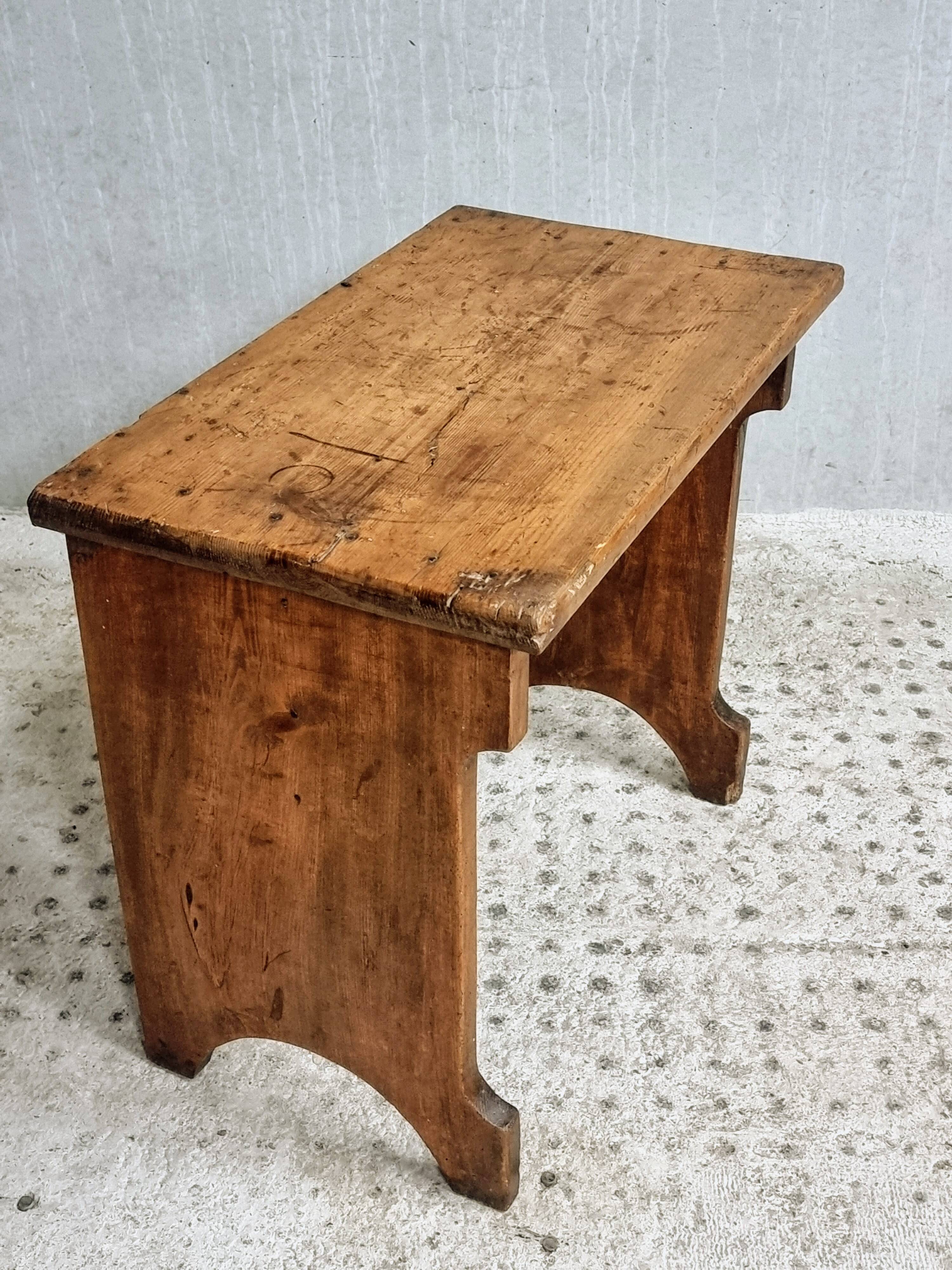 Table d'appoint ancienne banc en merisier 19ème siècle