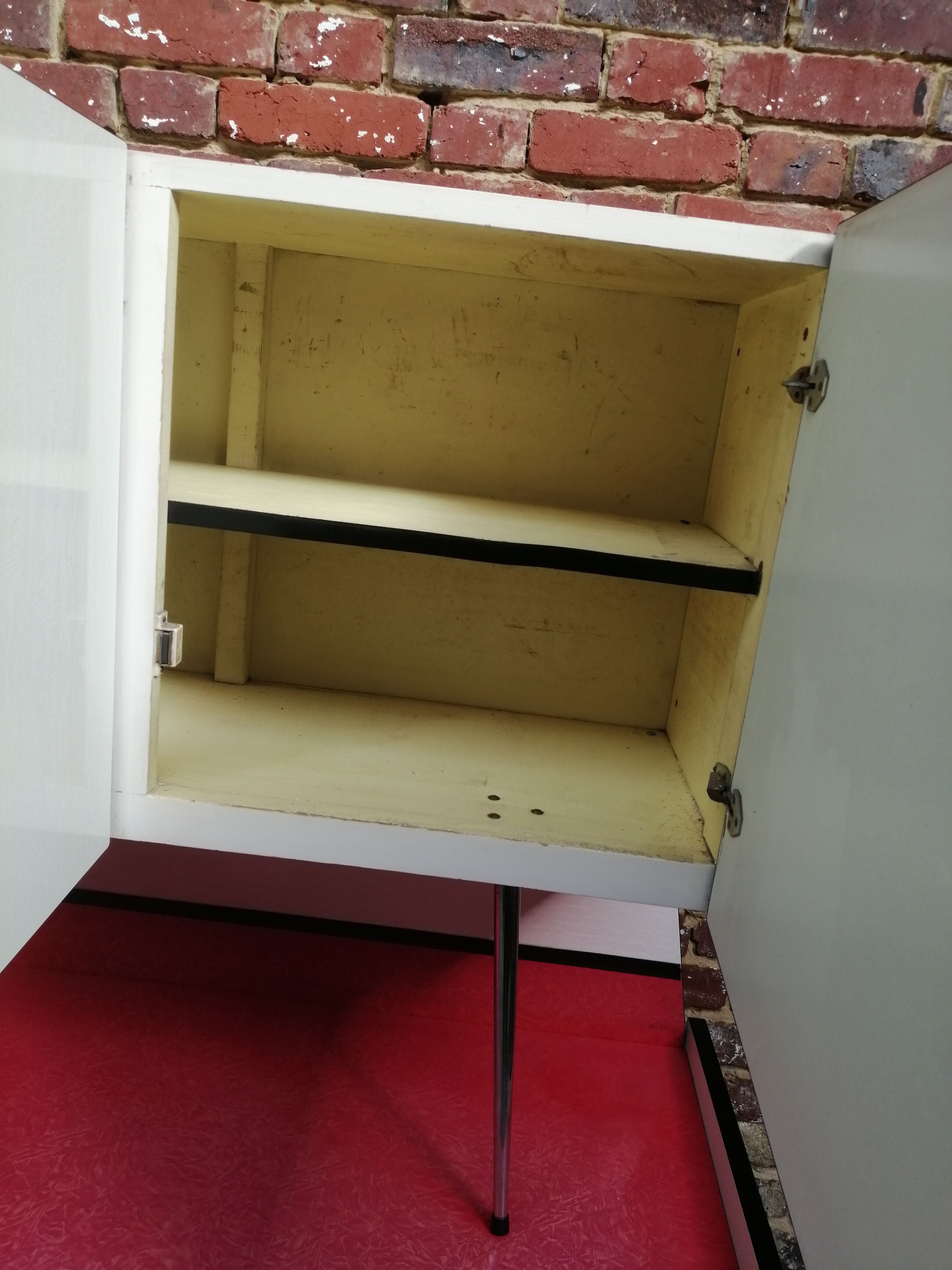 Kitchen buffet in formica 50s