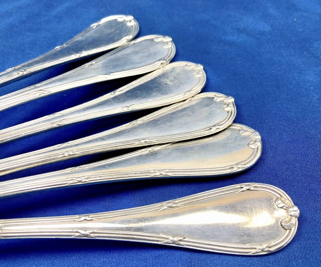 6 silver-plated metal tablespoons Christofle model Crossed Ribbons