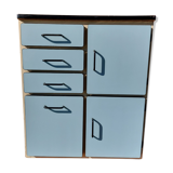 Closet in blue formica