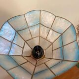 Blue mother-of-pearl suspension