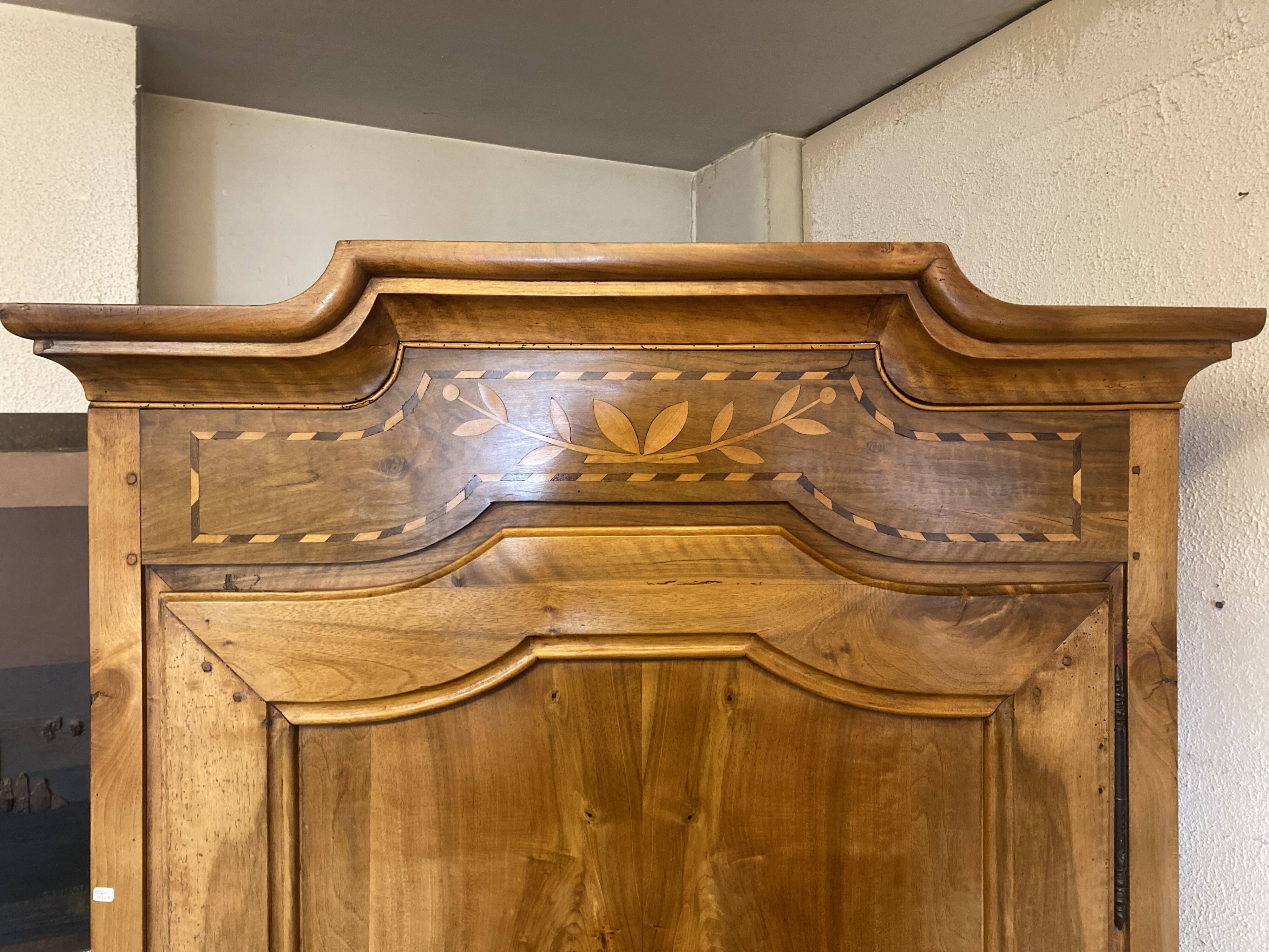 Bonnetière en noyer