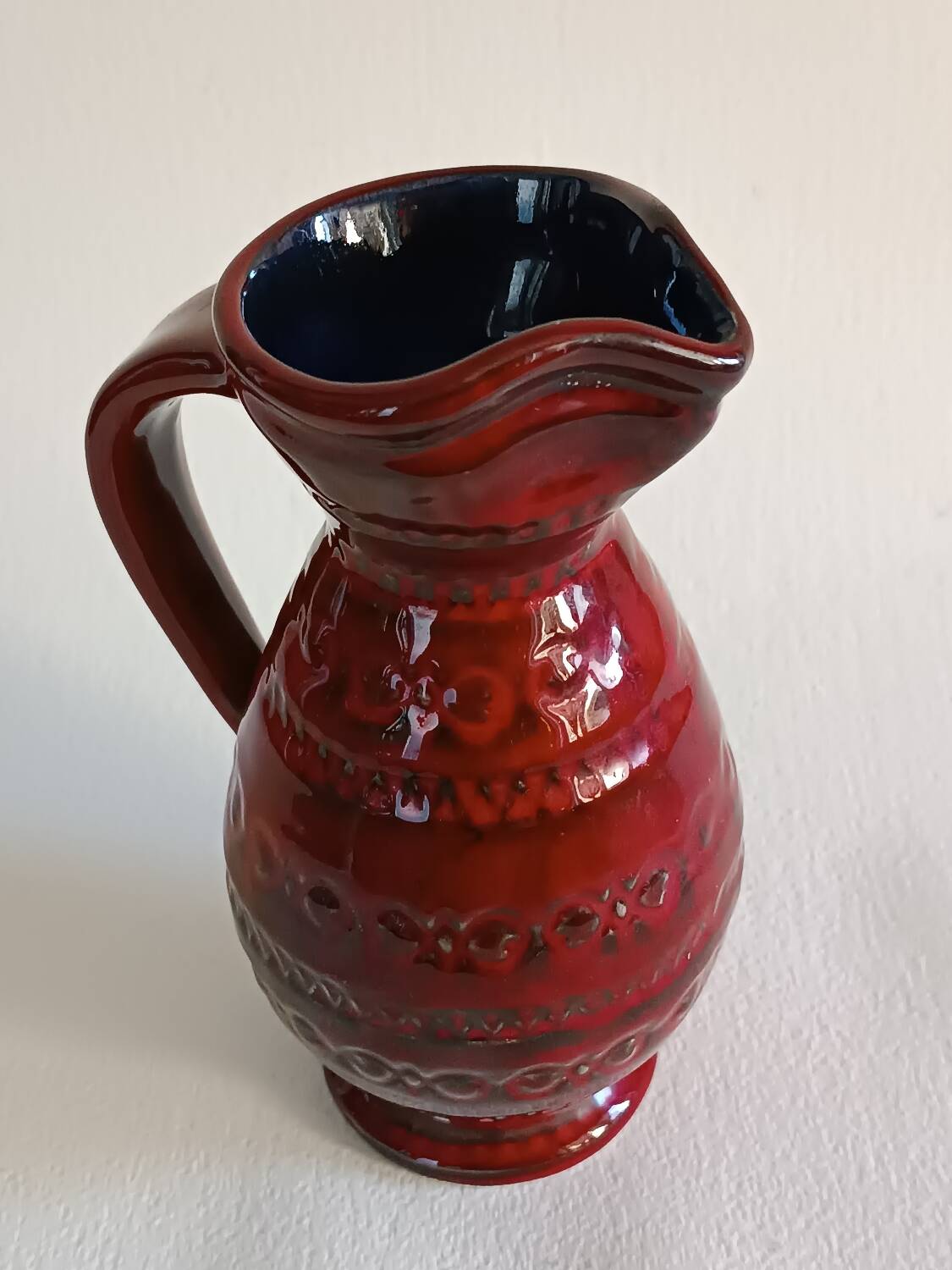 Aldo Londi red pitchers