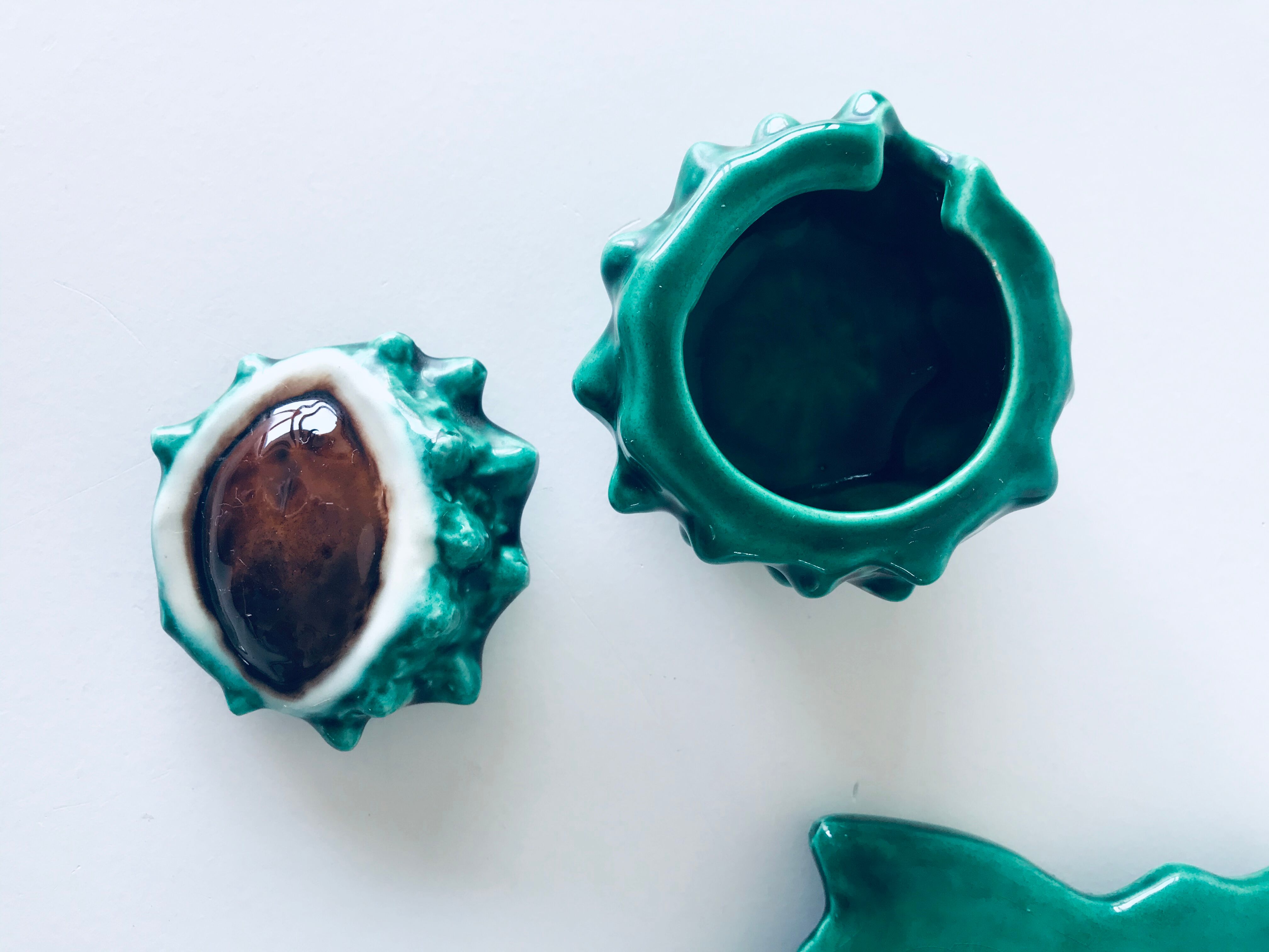 Vallauris "chestnuts" set