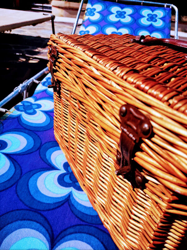 Wicker picnic basket