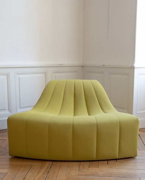 Steiner Chromatic Model by Kwok Hoi Chan Driver - Armchair