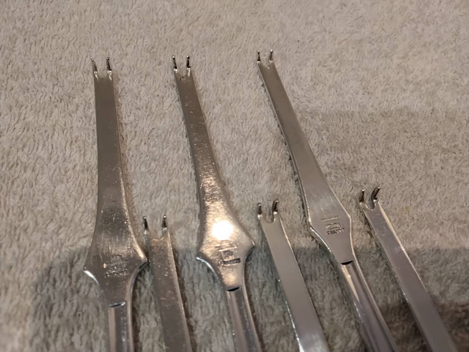 6 silver-plated metal lobster forks by the silversmith Christofle, model Dax.