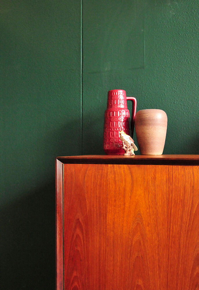 Convex purple vintage vase