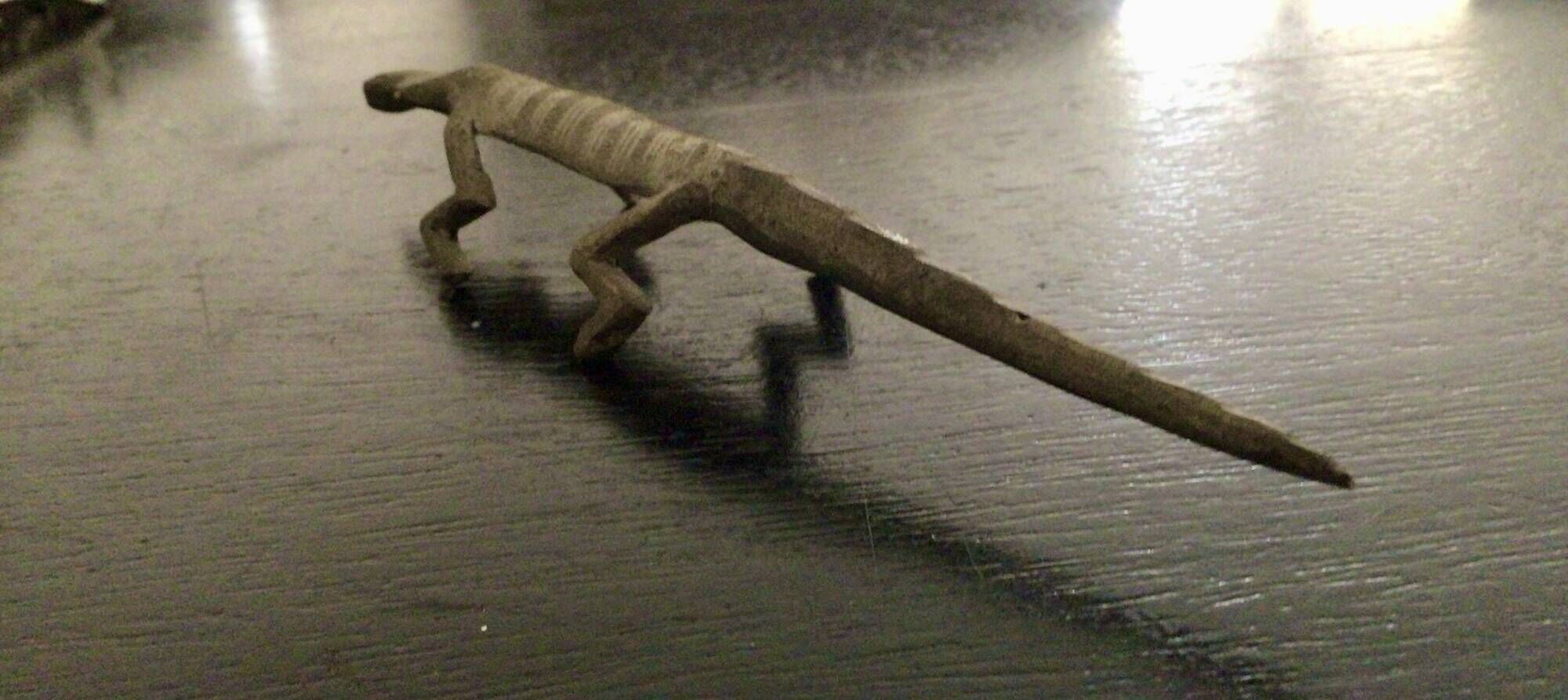 6 porte-couteau crocodile en laiton