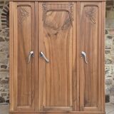 Armoire parisienne
