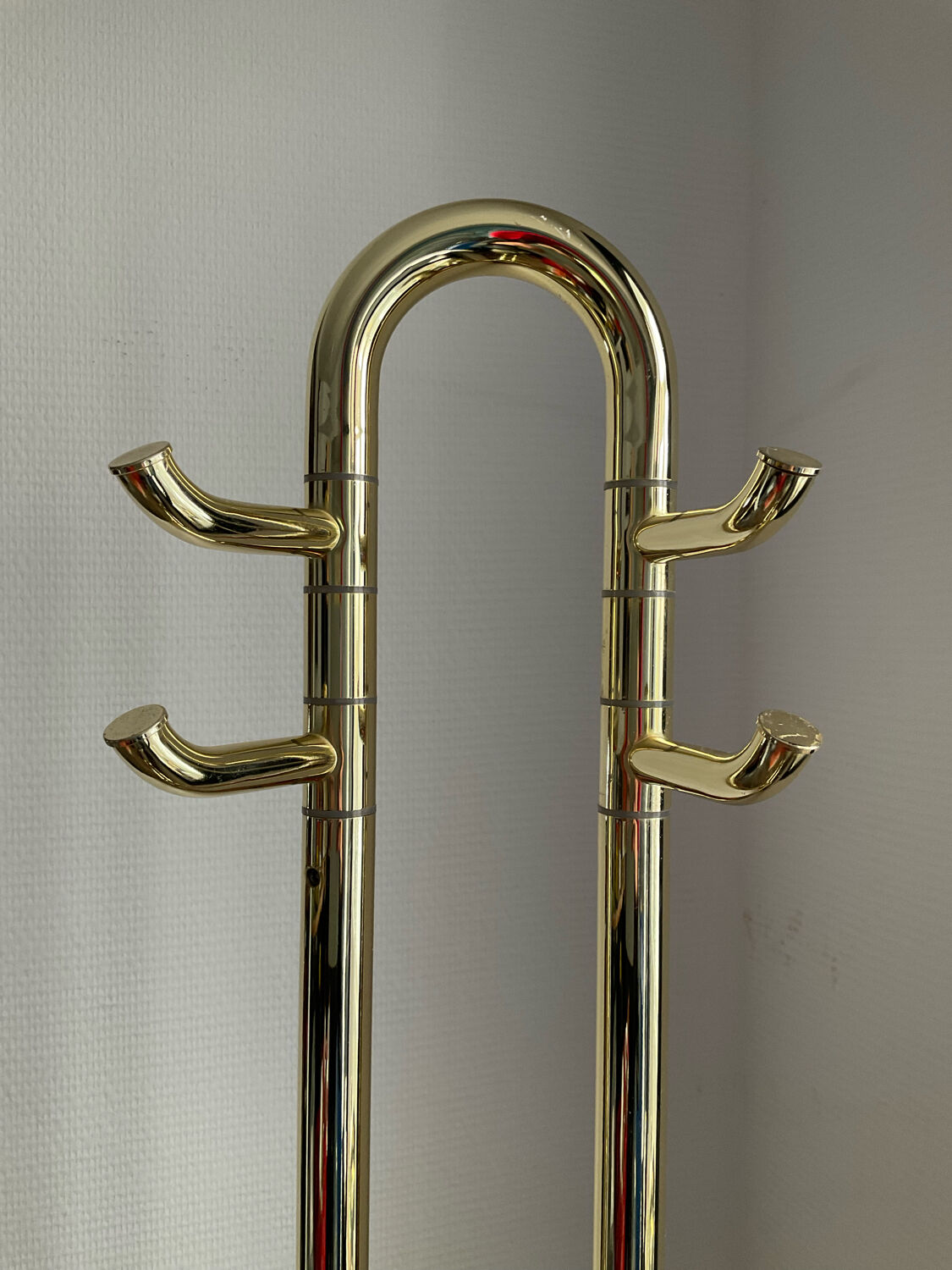 Italian towel rack in gilded metal from the 70s