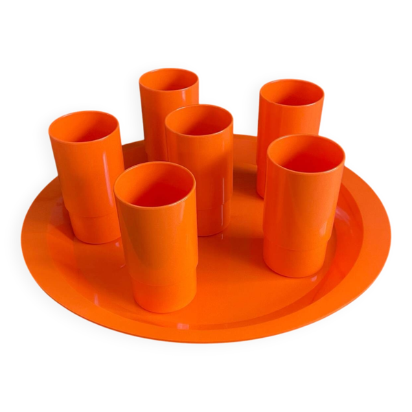 6 gobelets et le plateau design Jean Pierre Vitrac
