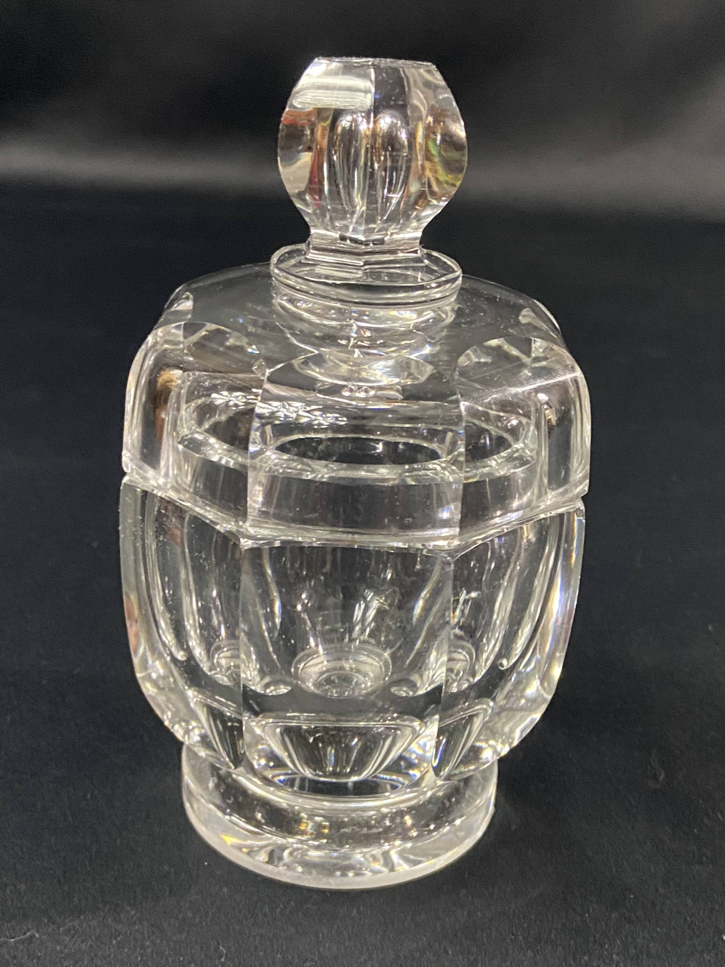 Baccarat crystal covered pot, Malmaison model