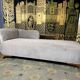 Méridienne époque art déco en velours taupe