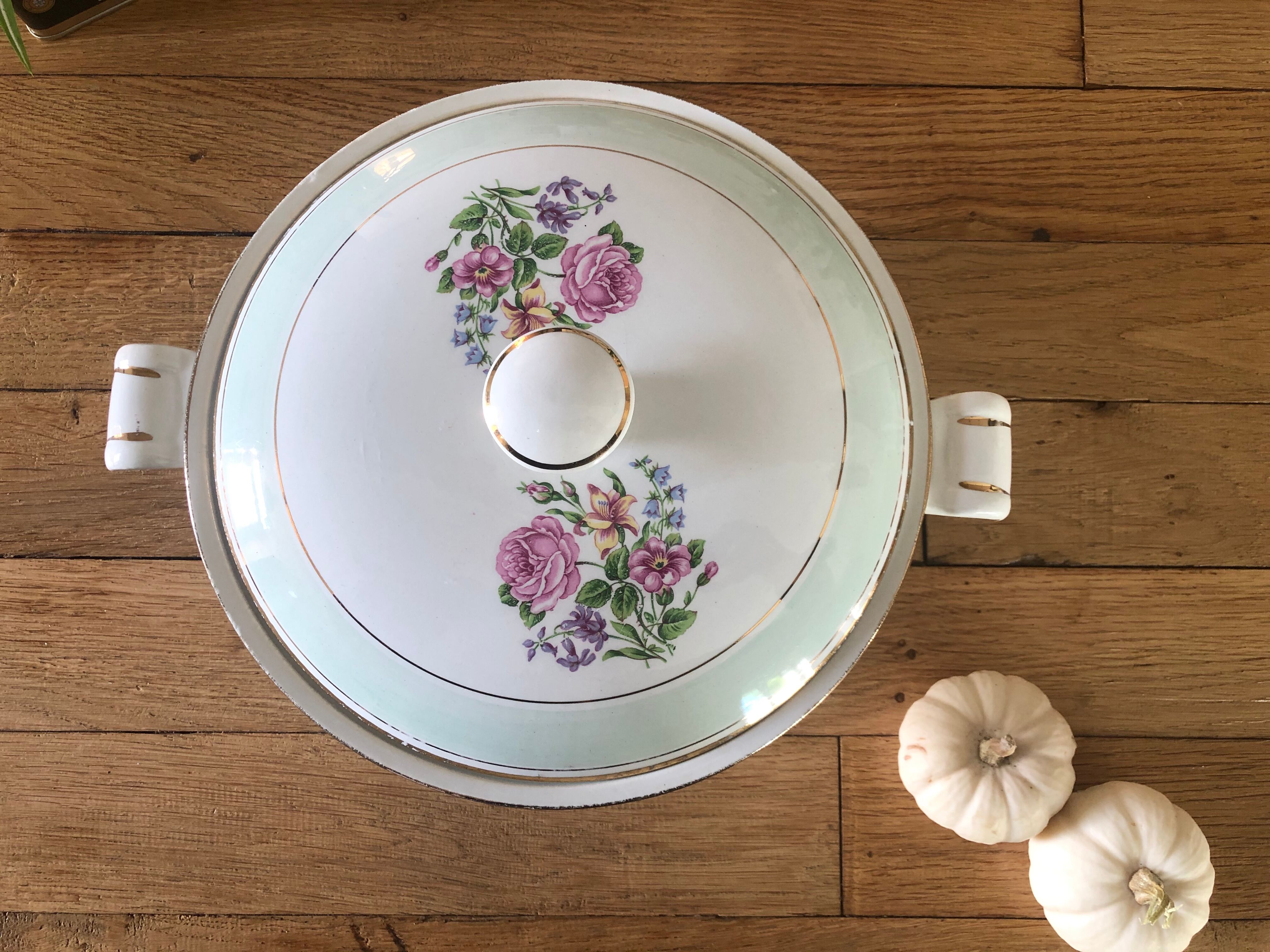 Ancient Soupière L'Amandinoise