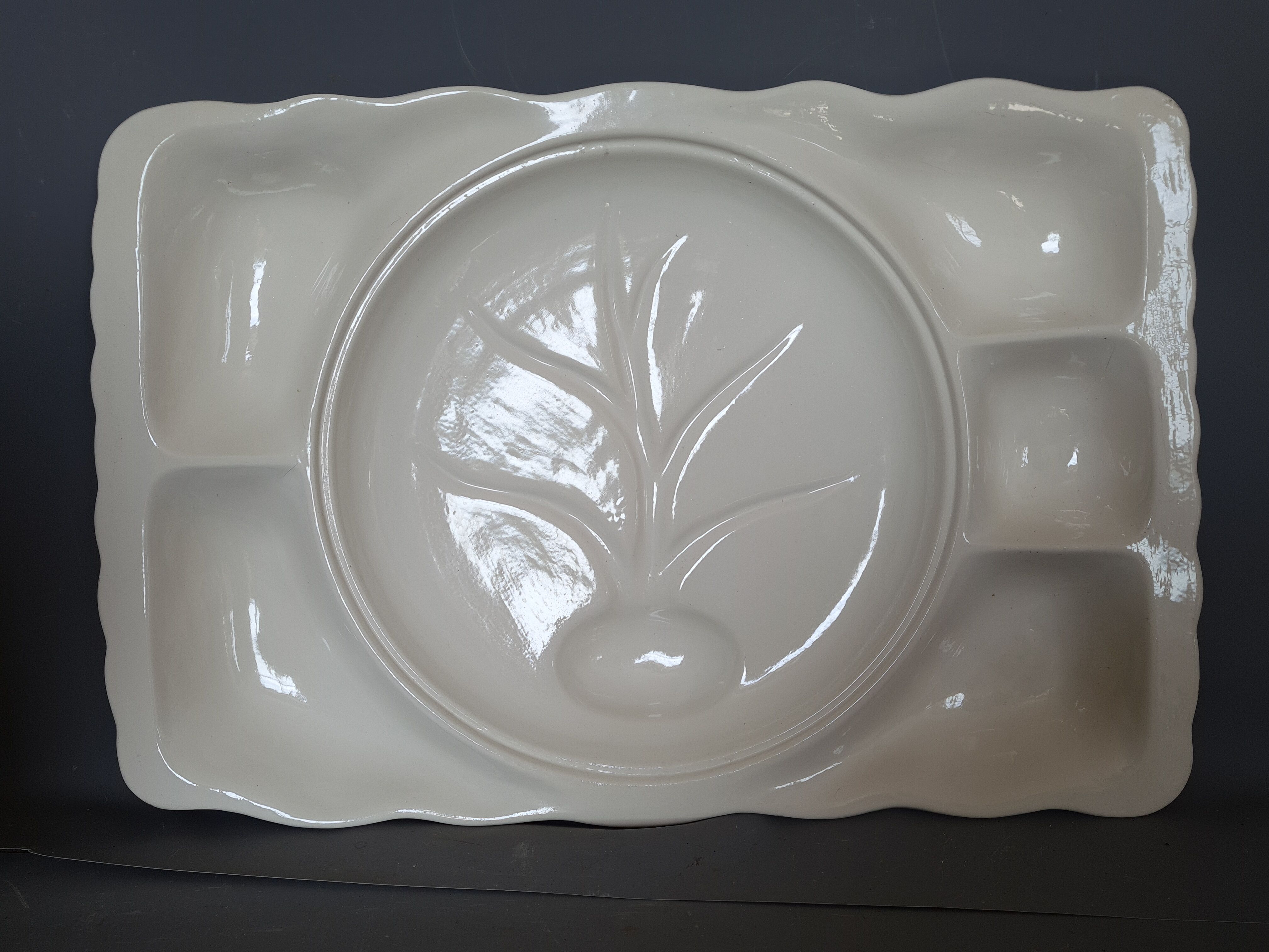 Christian Dior silent servant dish, crudités or aioli large format 67x43 cm SB