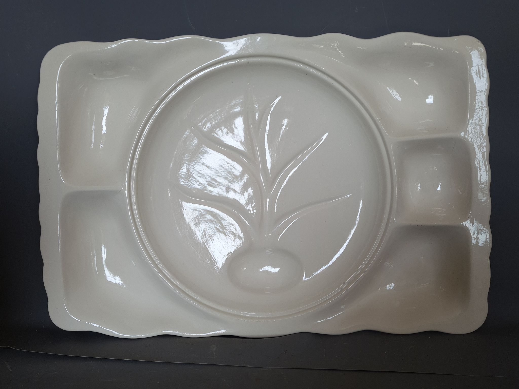 Christian Dior silent servant dish, crudités or aioli large format 67x43 cm SB