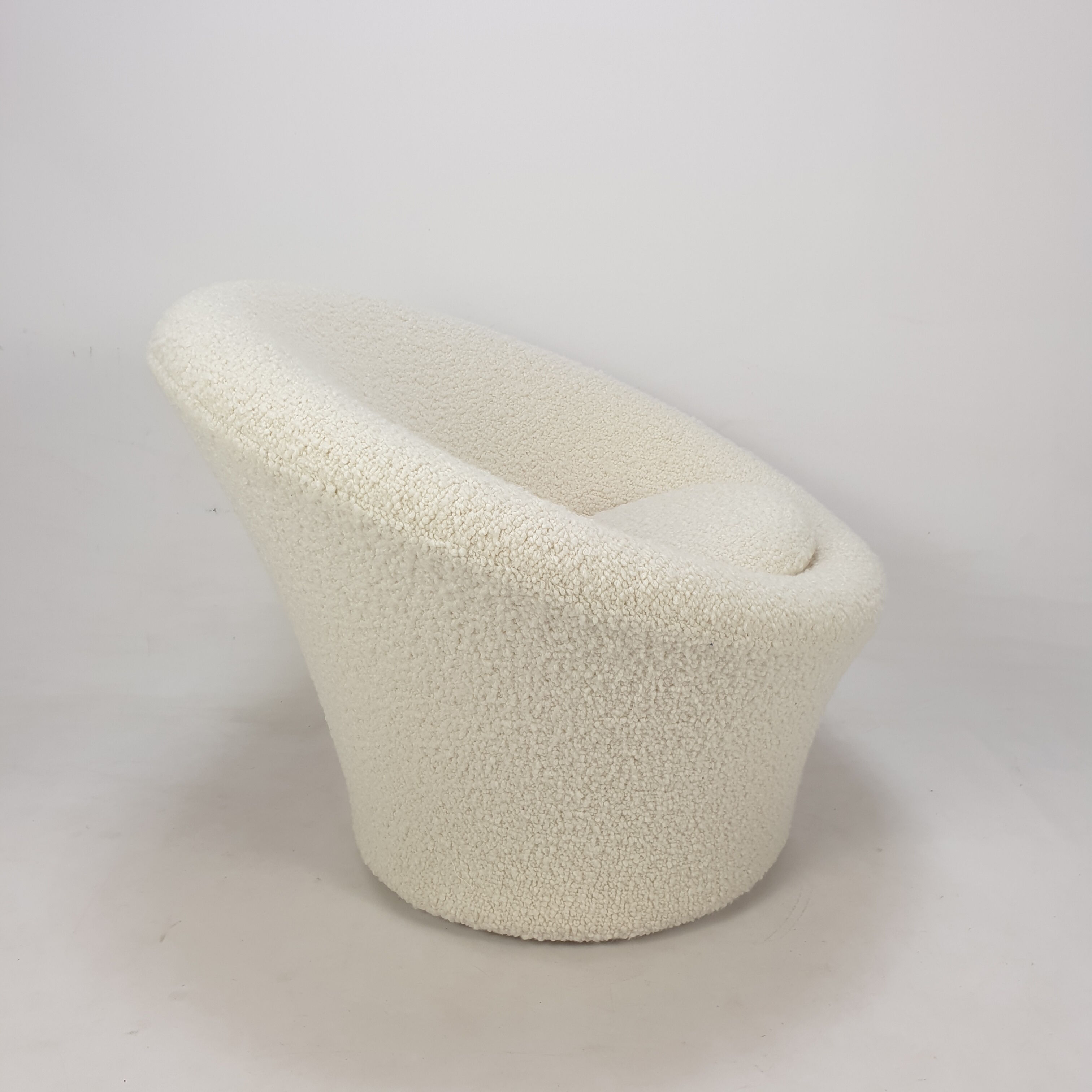 Set of 2 Mushroom armchairs by Pierre Paulin for Artifort