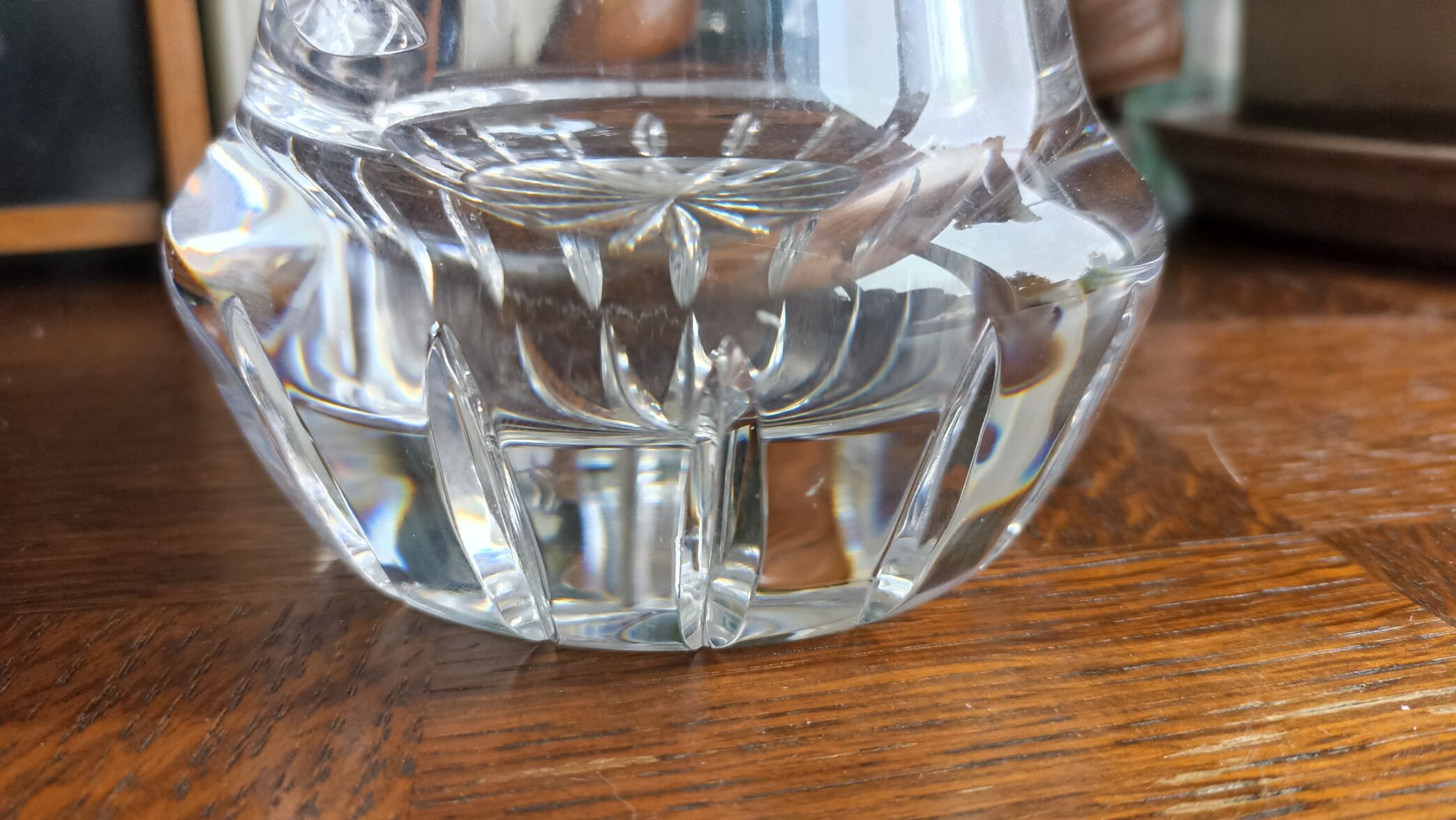 Carved solid crystal vase, floral decoration