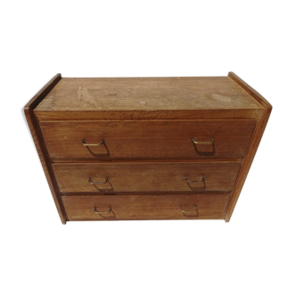 Vintage dresser