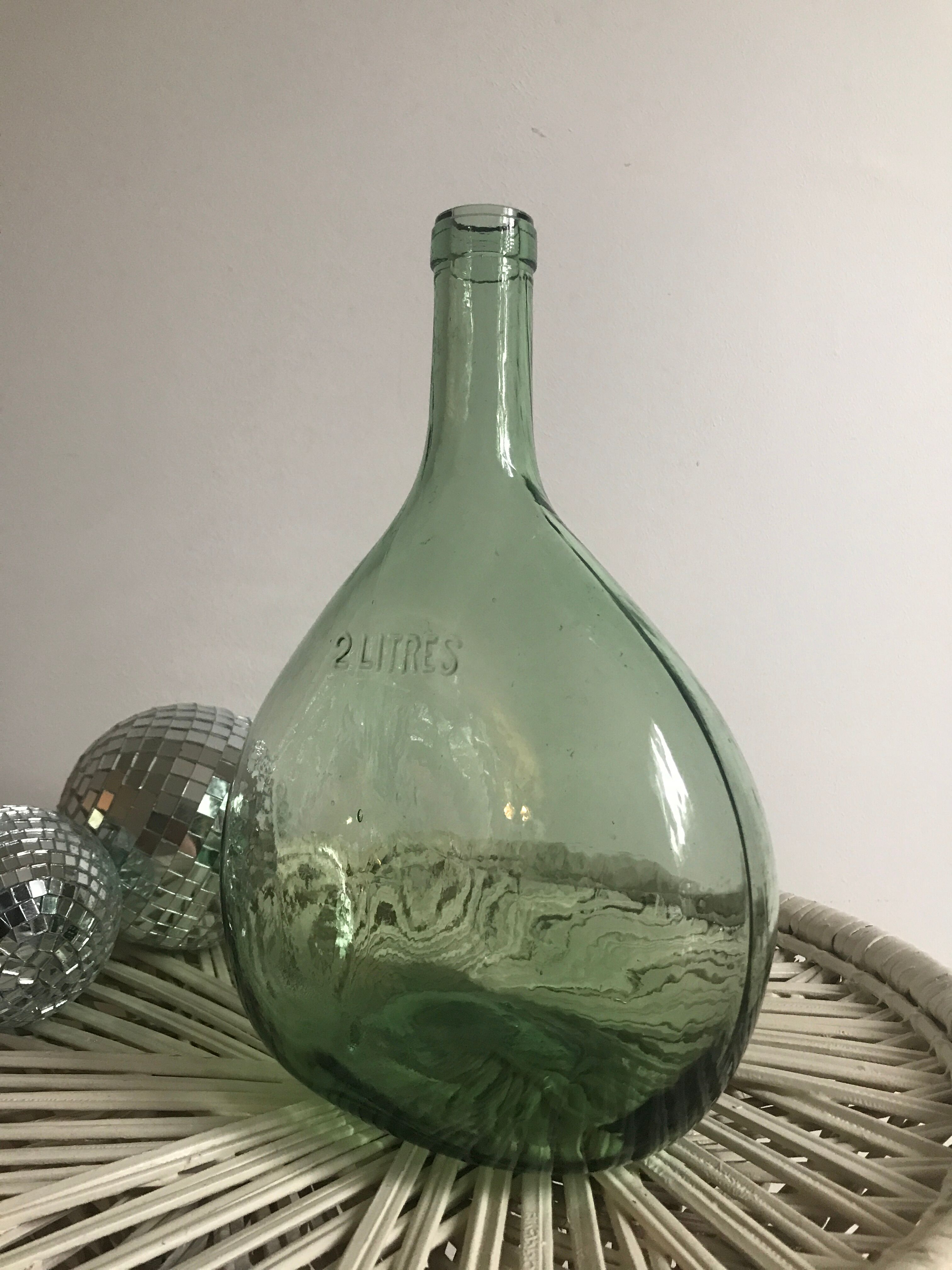 Glass bottle lady jeanne green flat 2 liters