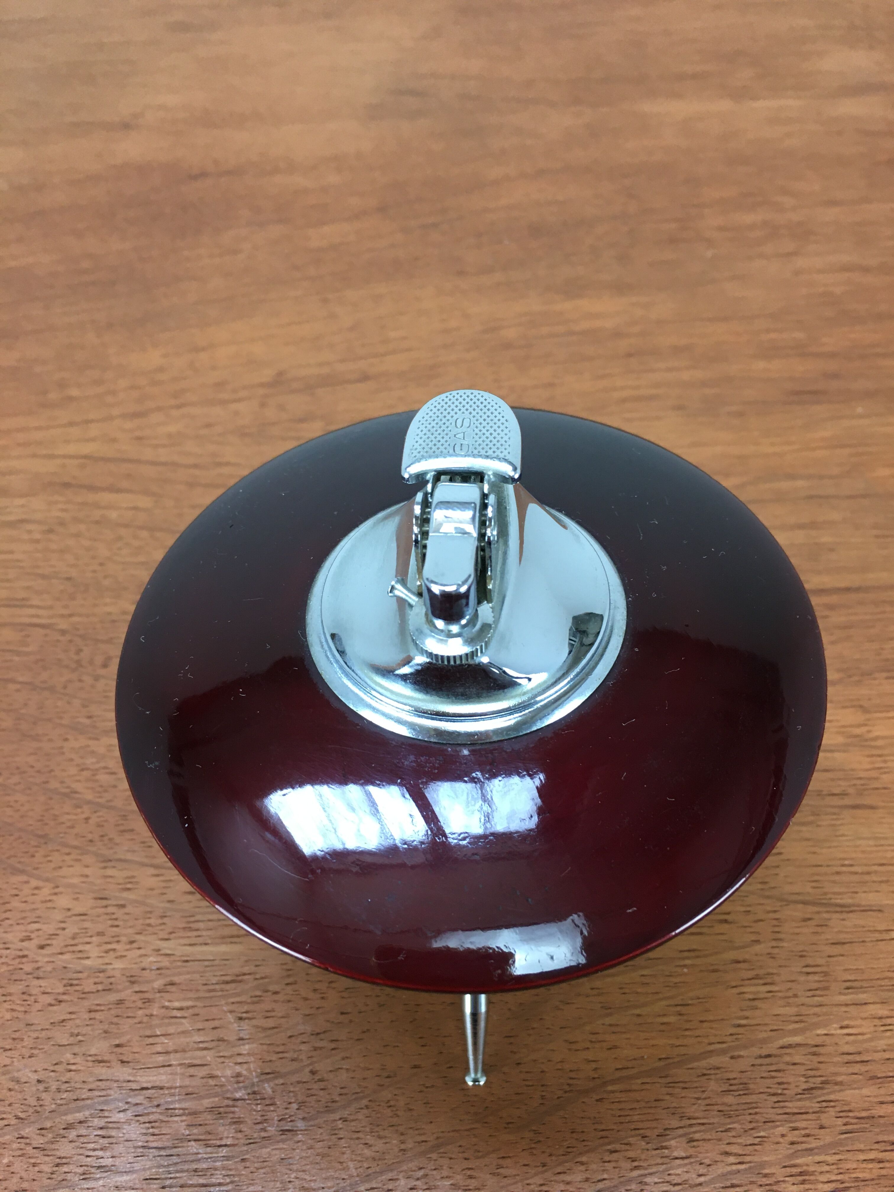 Spage age table lighter, tripod flying saucer