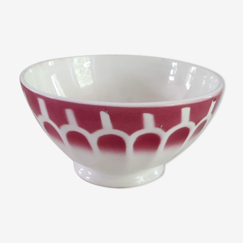 ribbed bowl in Digoin style