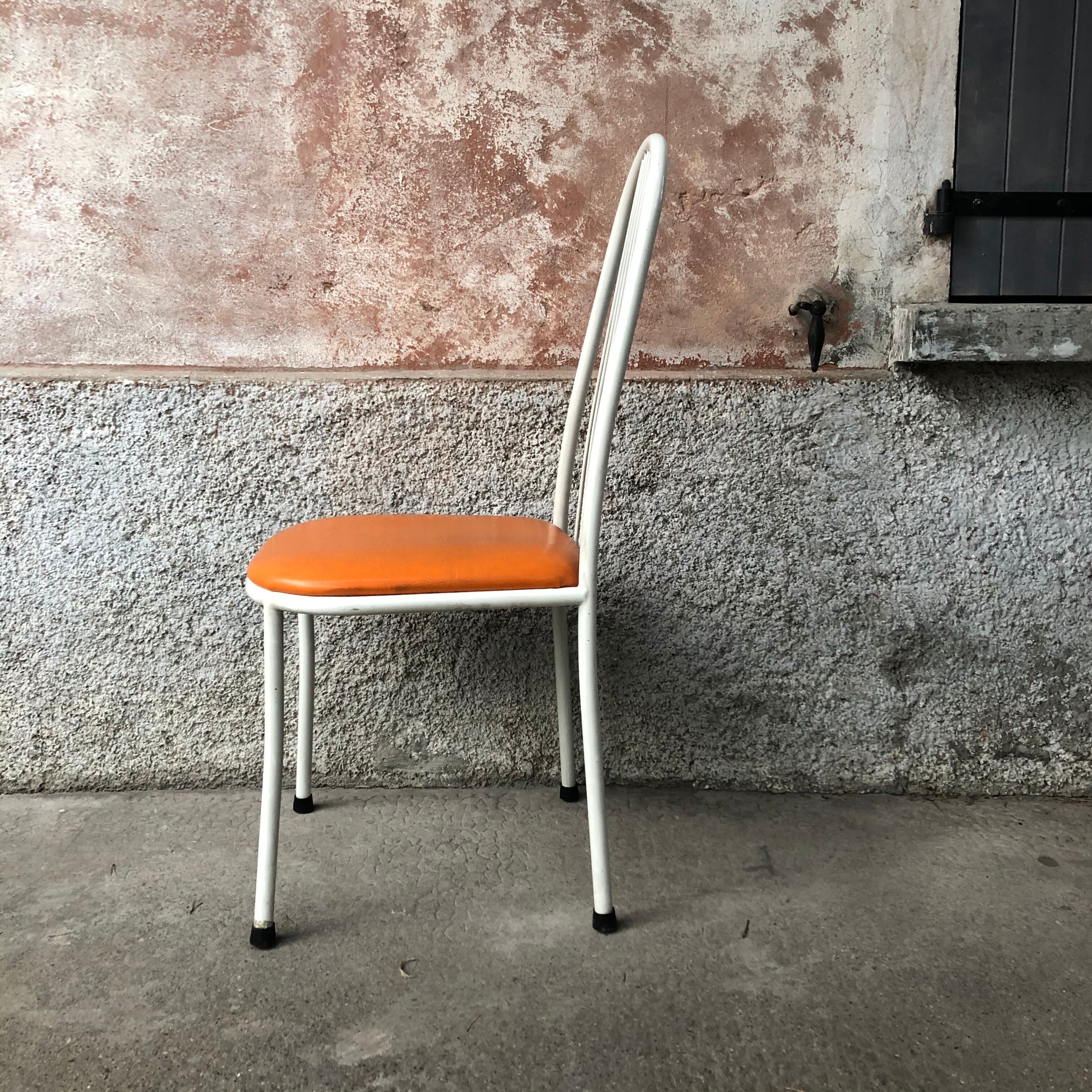 Skai chair