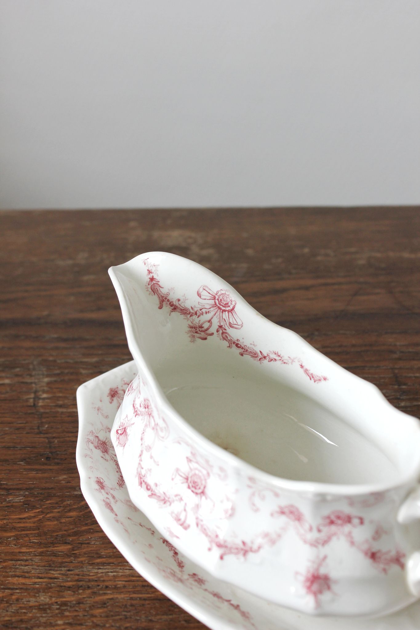 Saucière en terre de fer anglaise Ridgways modèle "Lafayette"
