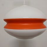 Space age suspensions from the 70s in opaline